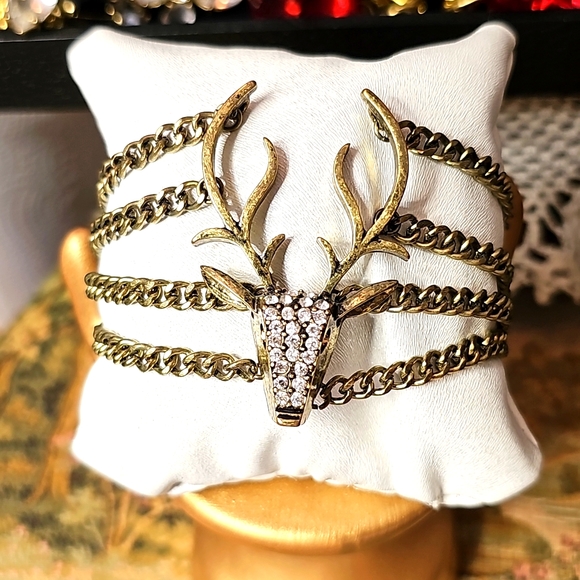 Rhinestone Deer Bracelet - Picture 1 of 7